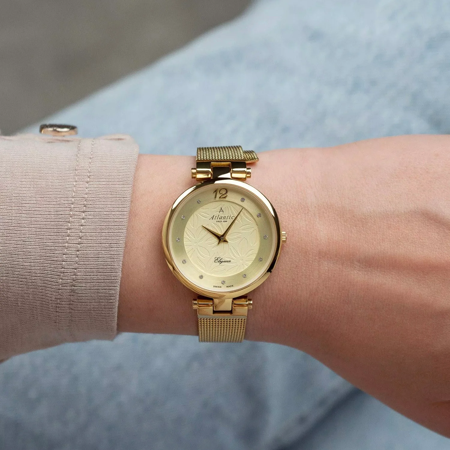 Elegance Floral Women Quartz Champagne Dial Analog Mesh Watch 29037.45.31MB - Image 4