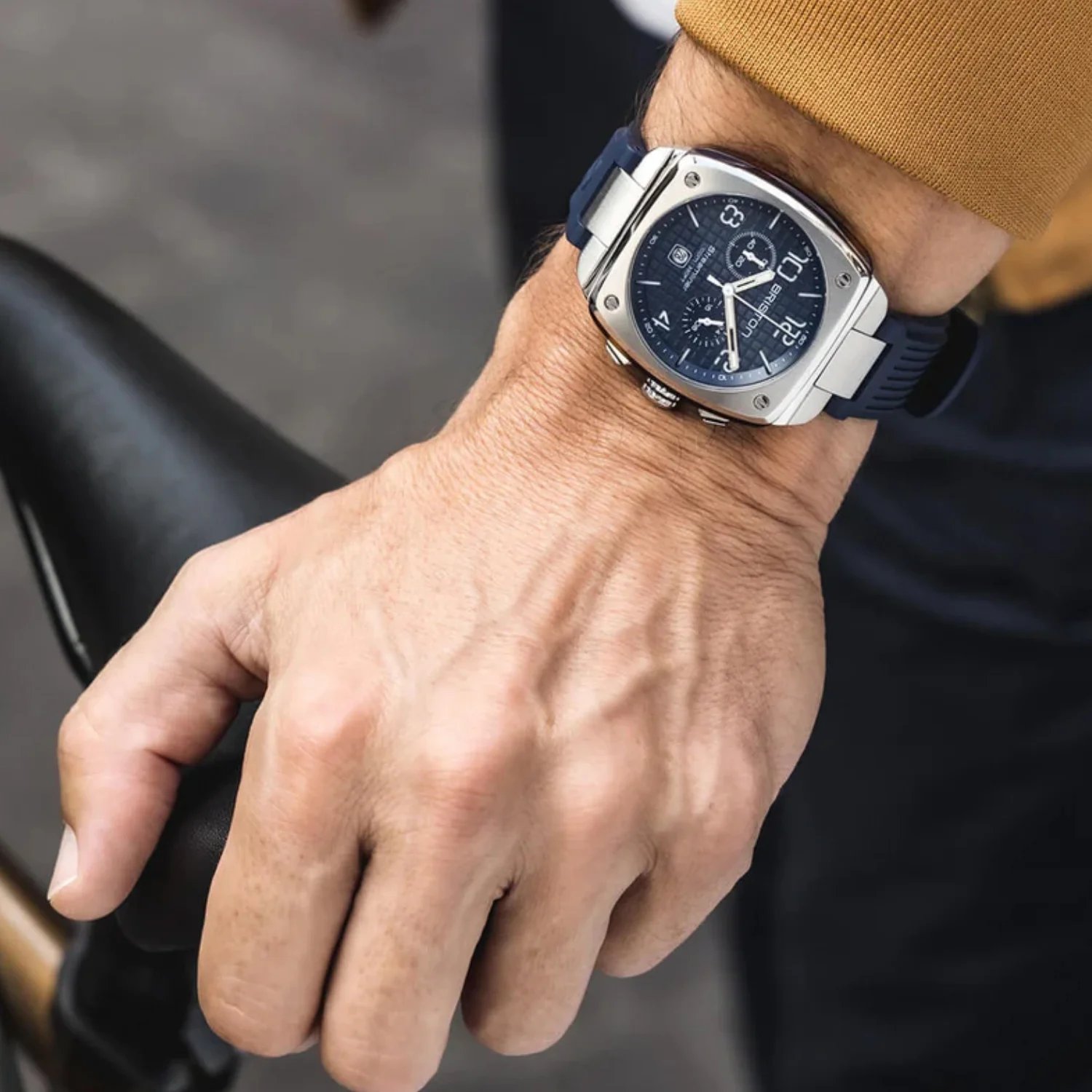 Streamliner Urban Men Quartz Navy Blue Dial Chronograph Rubber Watch 22142.S.T.15.RNB - Image 3