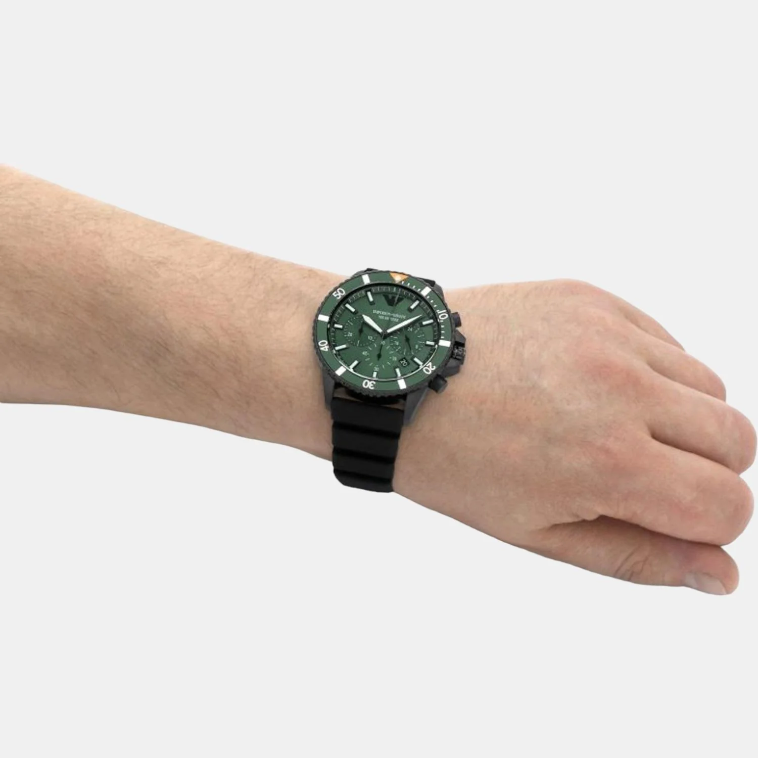 World Explorer Men Quartz Green Dial Chronograph Silicone Watch AR11463 - Image 4