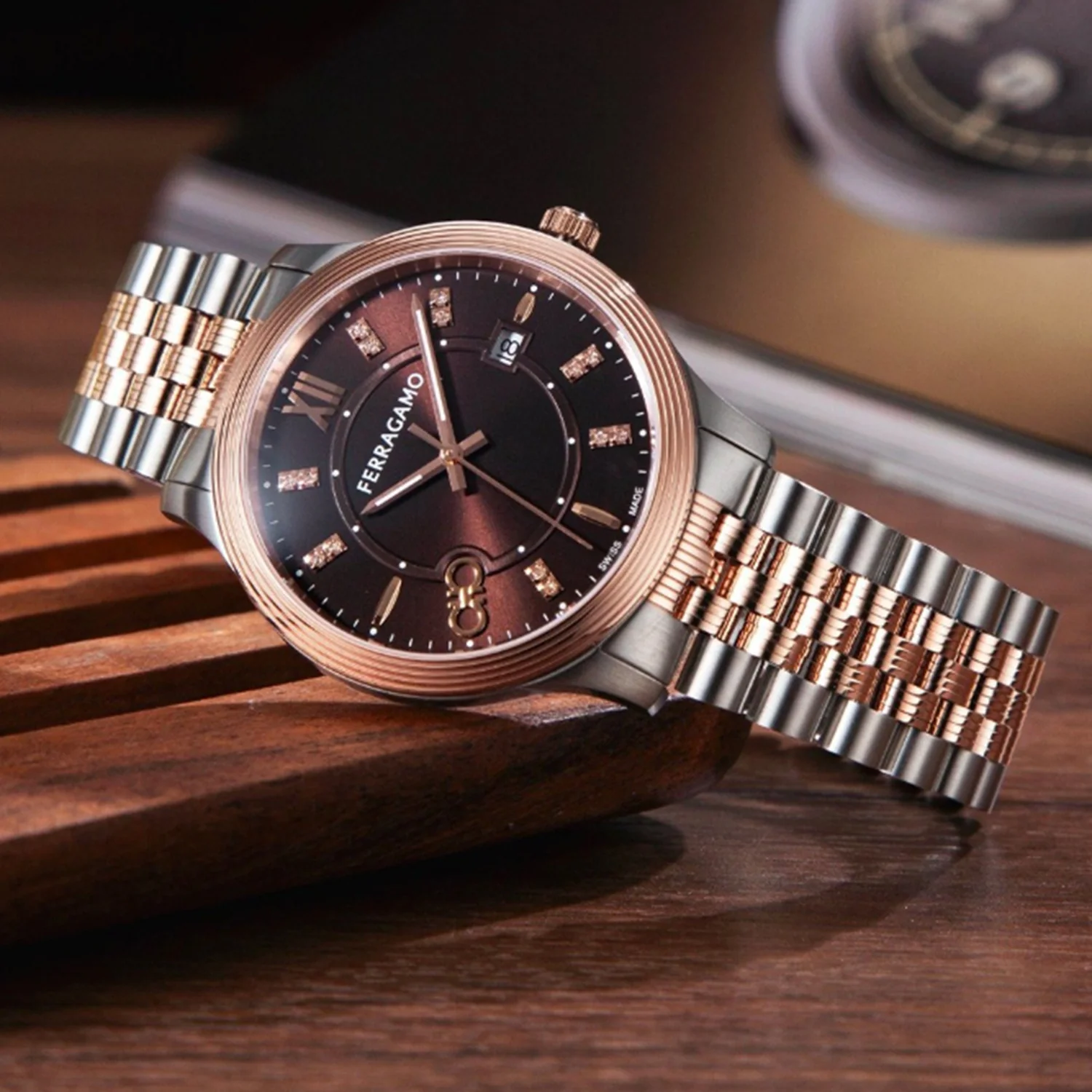Men Quartz Brown Dial Analog Stainless Steel Watch SFTB00324 - Image 3