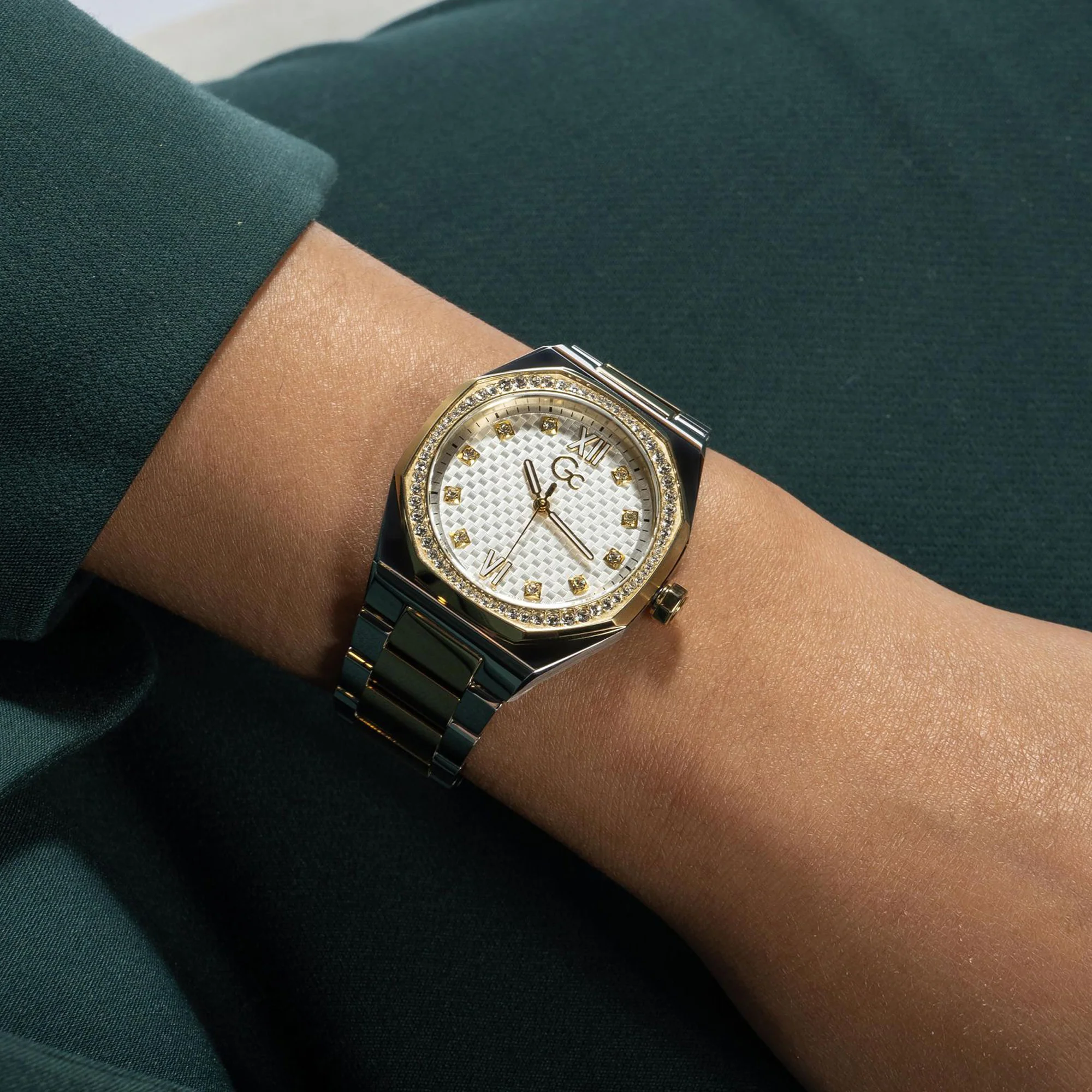 Coussin Sleek Lady Women Quartz White Dial Analog Stainless Steel Watch Z25002L1MF - Image 8