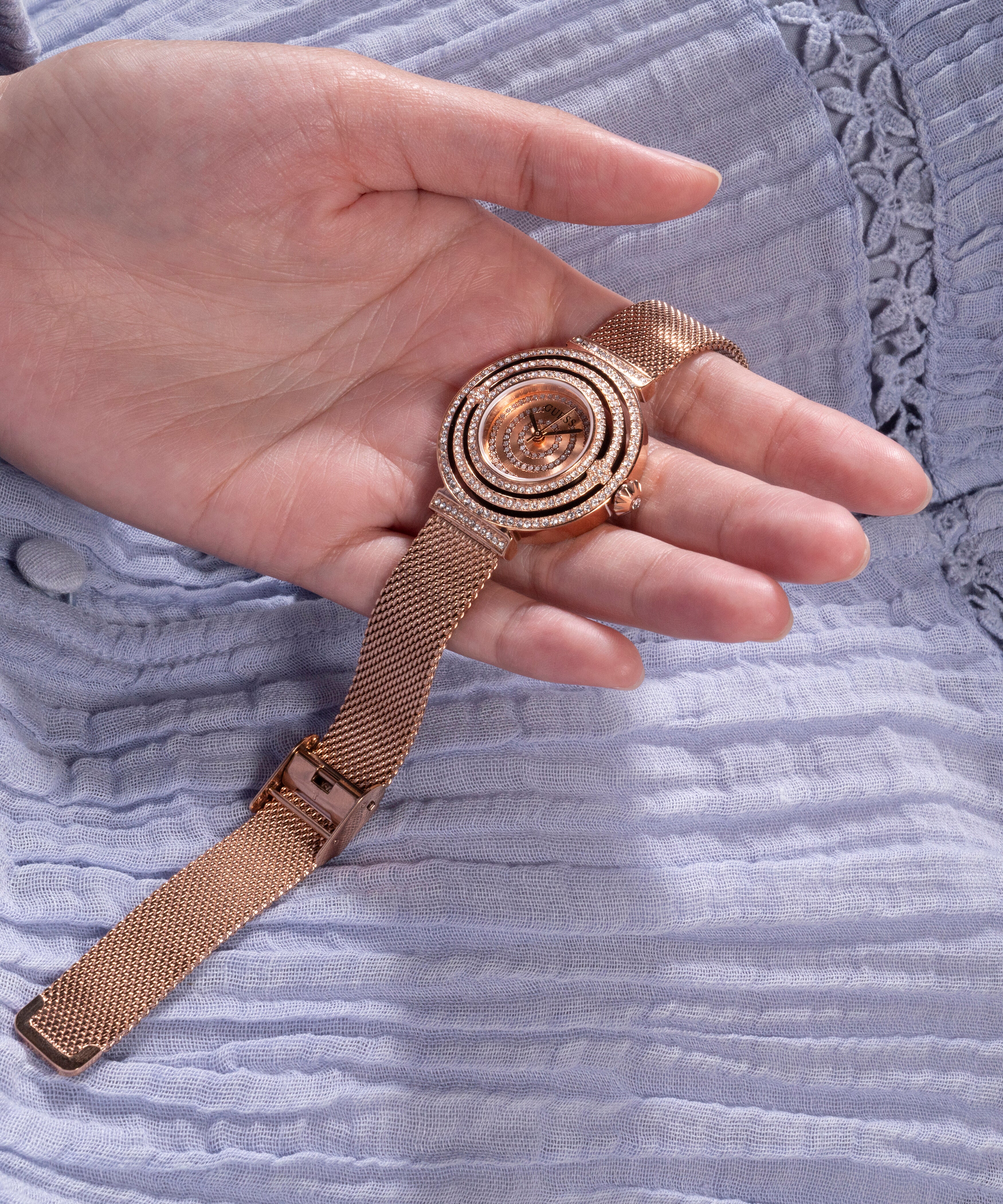 Dream Women Quartz Rose Gold Dial Analog Mesh Watch GW0550L3 - Image 8