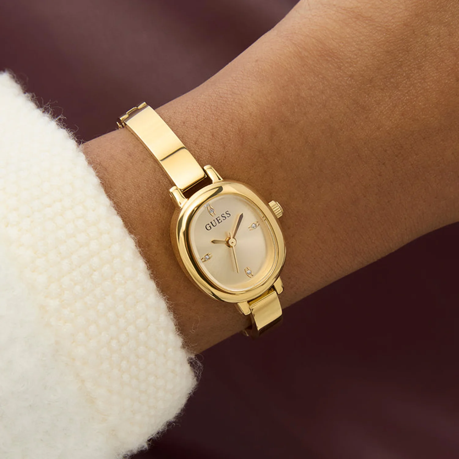 Women Quartz Champagne Dial Analog Stainless Steel Watch GW0924L2 - Image 4