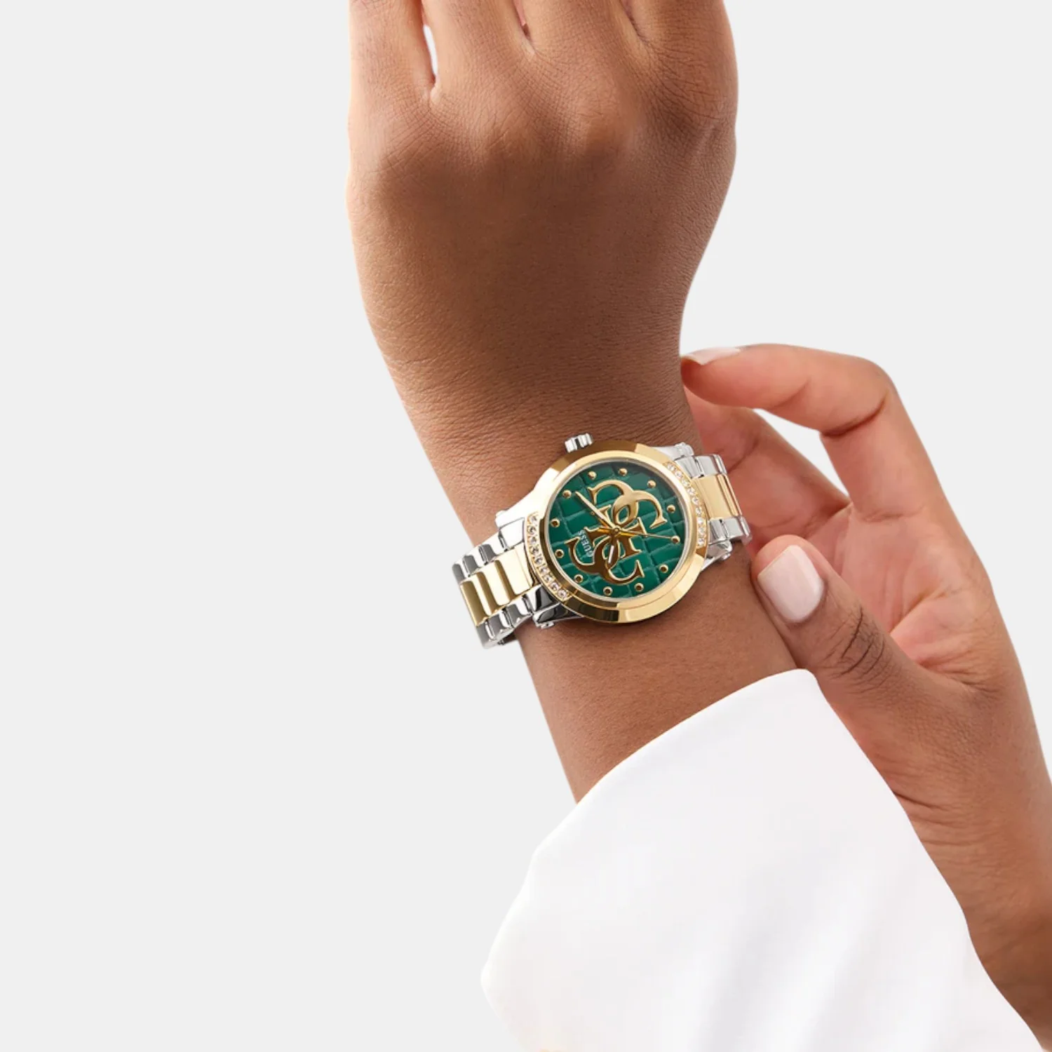 Women Quartz Green Dial Analog Stainless Steel Watch GW0861L4 - Image 5