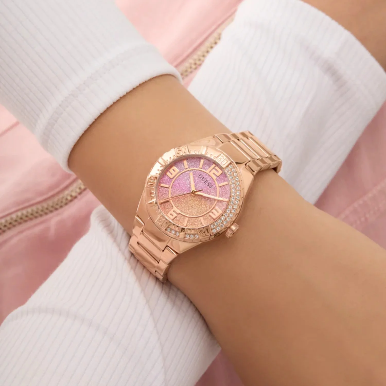 Women Quartz Pink Dial Analog Stainless Steel Watch GW0882L3 - Image 7