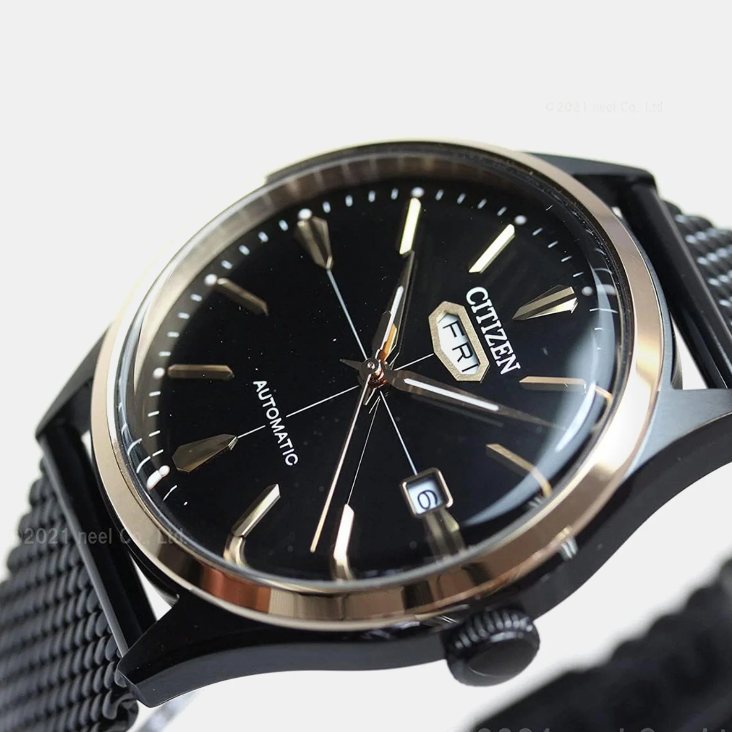 Men Automatic Black Dial Analog Stainless Steel Watch NH8396-82E - Image 3
