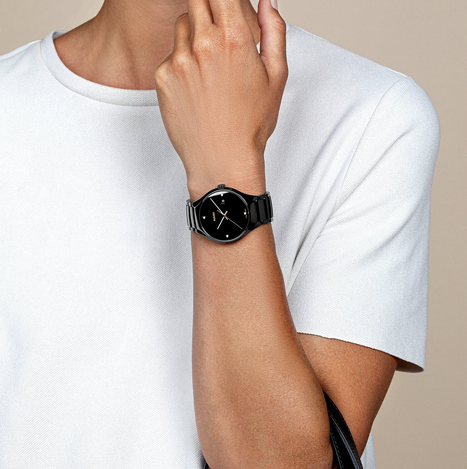 True Round Unisex Quartz Black Dial Analog Ceramic Watch R27238712 - Image 6