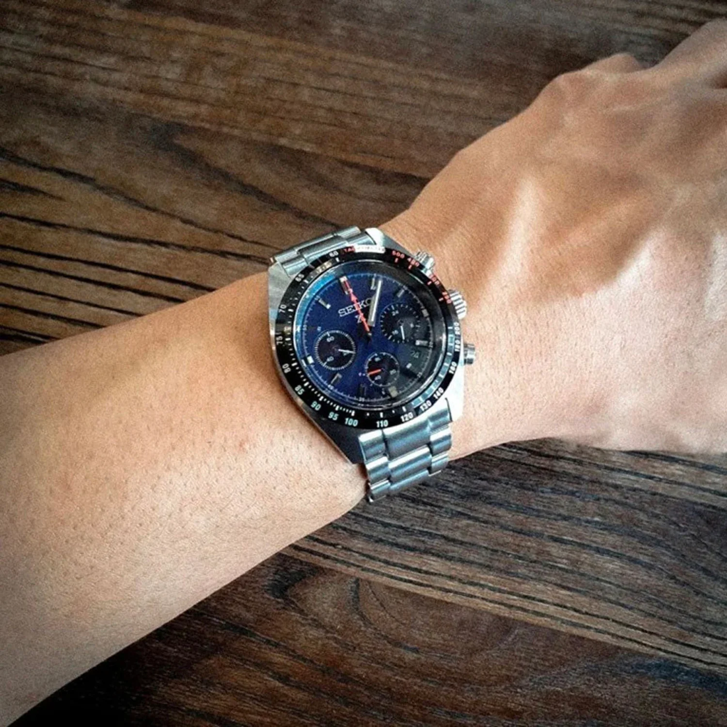 Prospex Men Solar Blue Dial Chronograph Stainless Steel Watch SSC815P1 - Image 4