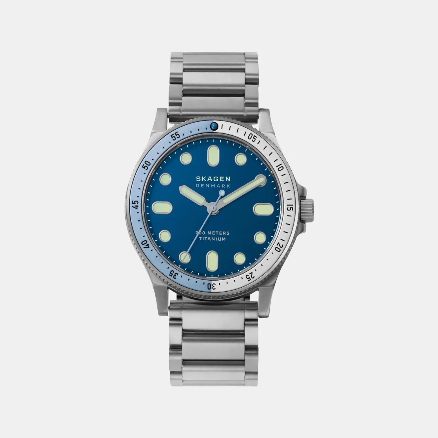 Men Quartz Blue Dial Analog Titanium Watch SKW6717