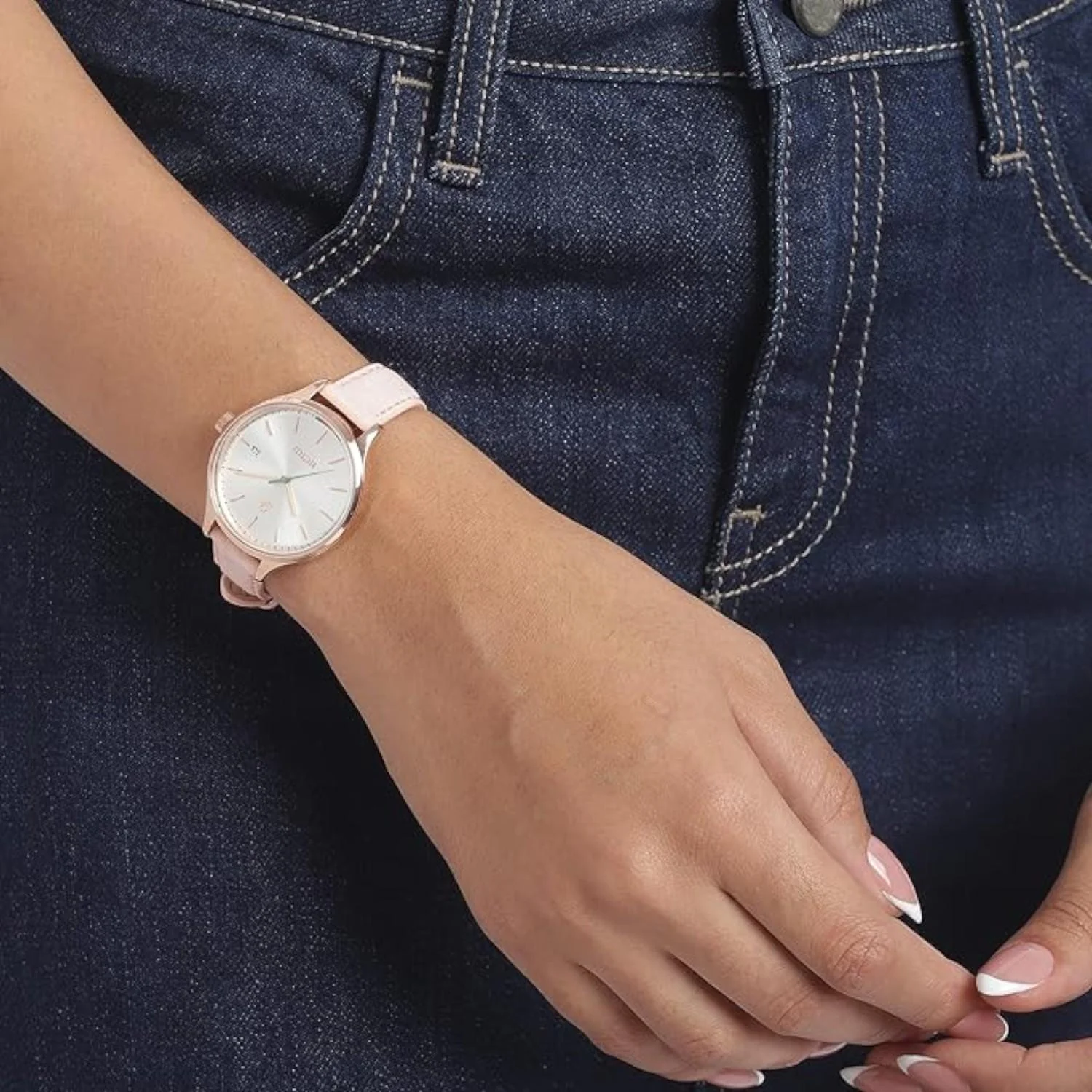 Social Women Quartz Silver Dial Analog Leather Watch UWUCL0100 - Image 5